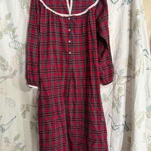 Plaid Long Sleeve Nightgown